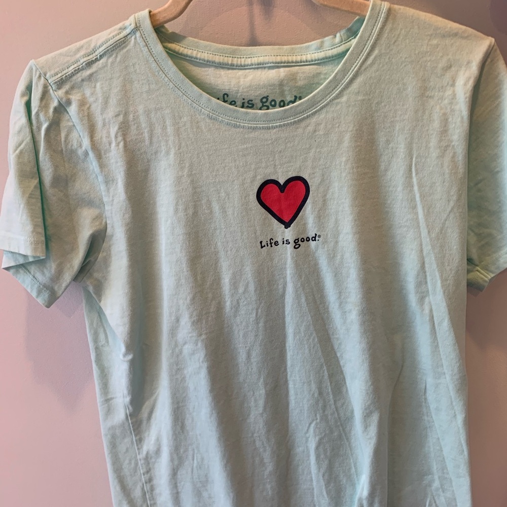 vintage vineyard vines shirt